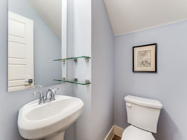 7337 Bree Court, Dallas, TX 75235