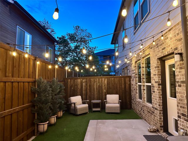 7337 Bree Court, Dallas, TX 75235