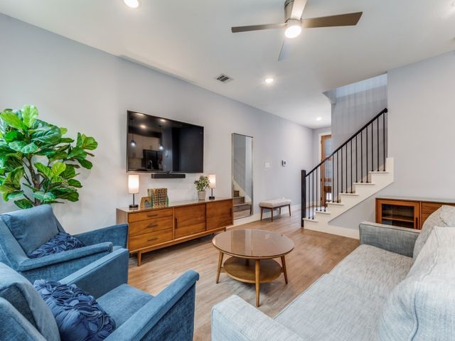 7337 Bree Court, Dallas, TX 75235