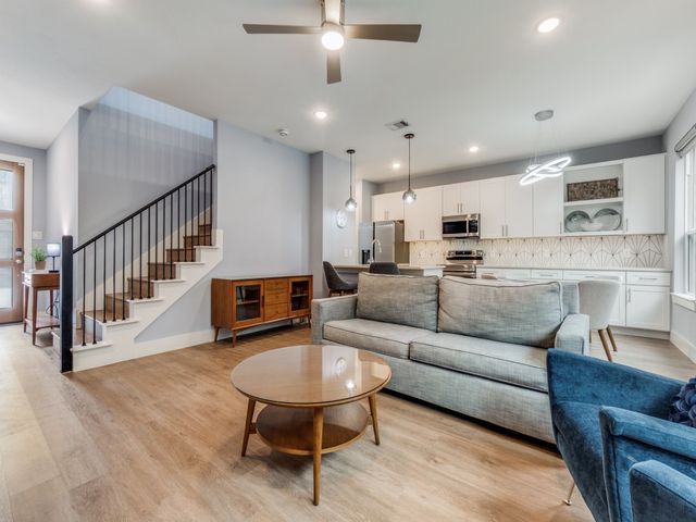 7337 Bree Court, Dallas, TX 75235