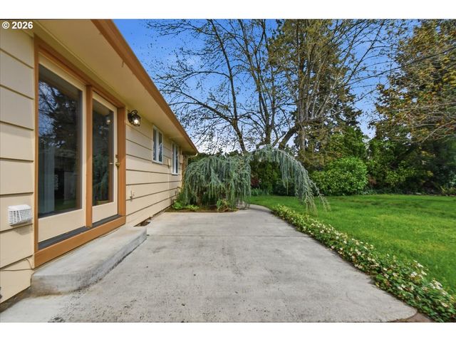 6901 Nw CANYON CREST Loop, Vancouver, WA 98665