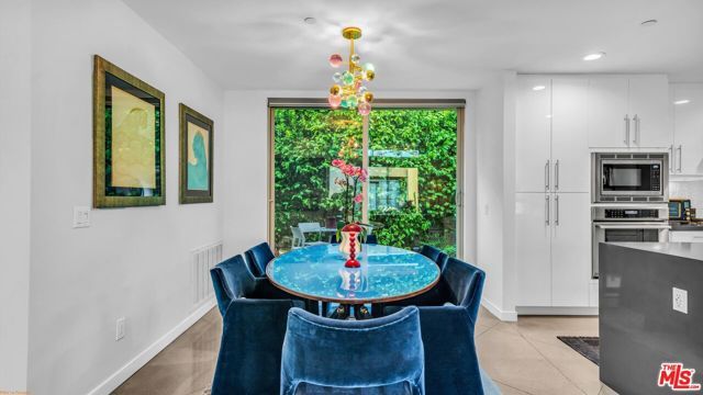 3010 N Avenida Caballeros, Palm Springs, CA 92262