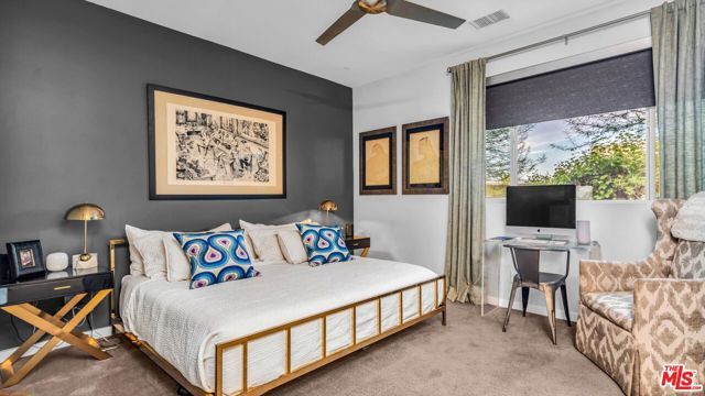 3010 N Avenida Caballeros, Palm Springs, CA 92262