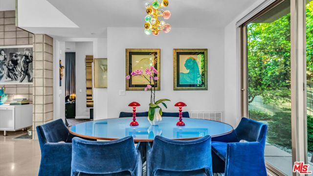 3010 N Avenida Caballeros, Palm Springs, CA 92262
