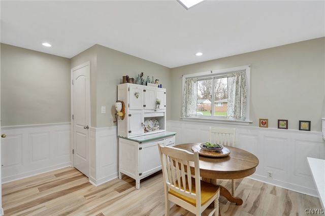 104 Tolbert Dr, Clay, NY 13212