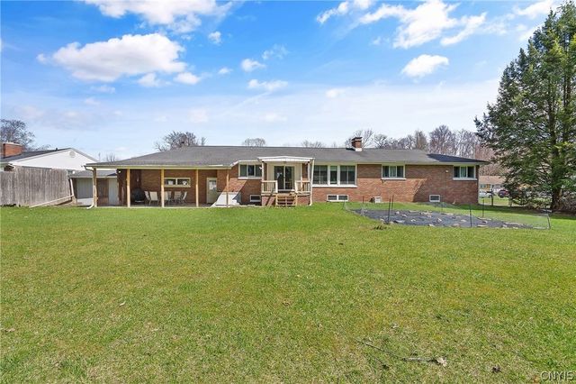 104 Tolbert Dr, Clay, NY 13212