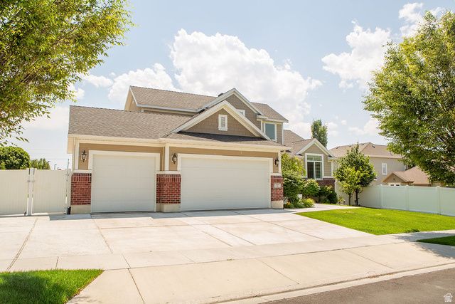 727 W SANDHILL DR, Lehi, UT 84043