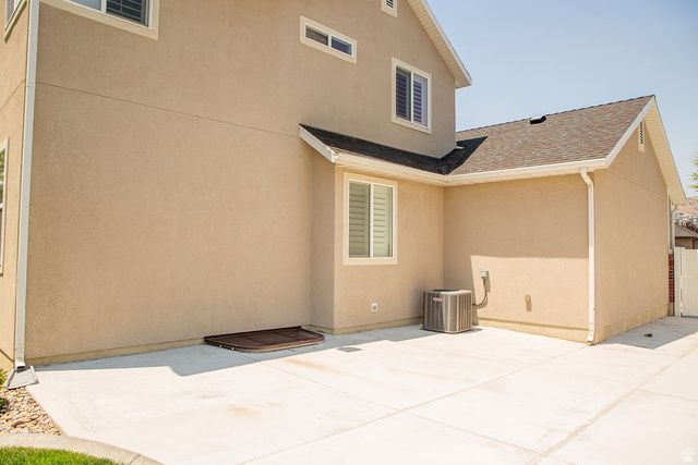 727 W SANDHILL DR, Lehi, UT 84043