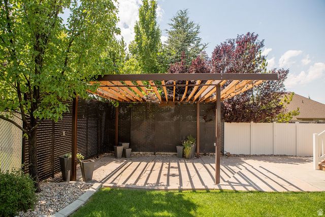727 W SANDHILL DR, Lehi, UT 84043
