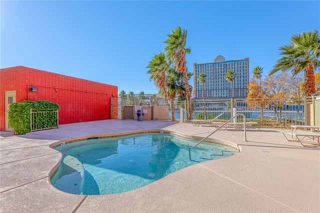 251 Moser Avenue 208, Bullhead City, AZ 86429