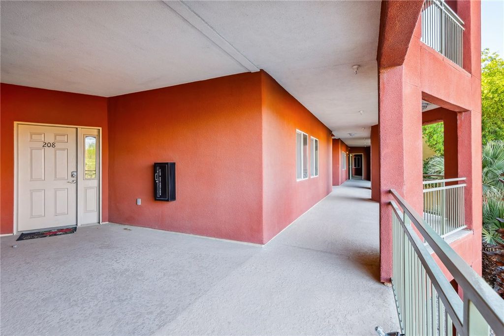 251 Moser Avenue 208, Bullhead City, AZ 86429