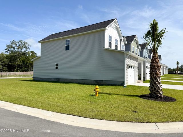 545 Timbercrest Circle SE, Bolivia, NC 28422