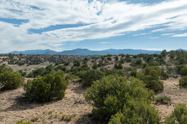 245 Arroyo Hondo Trail, Santa Fe, NM 87508