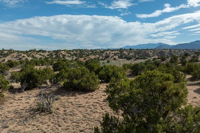 245 Arroyo Hondo Trail, Santa Fe, NM 87508