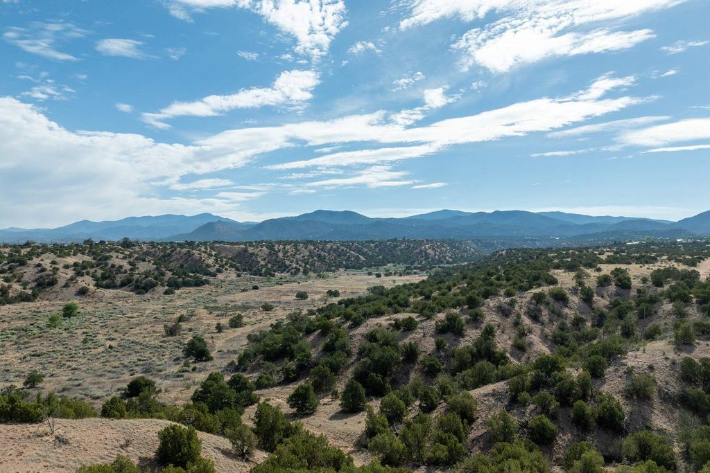 245 Arroyo Hondo Trail, Santa Fe, NM 87508