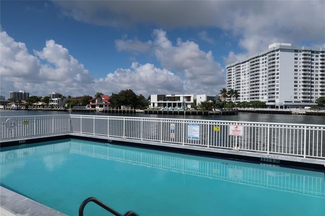 1913 S Ocean Dr 300, Hallandale Beach, FL 33009