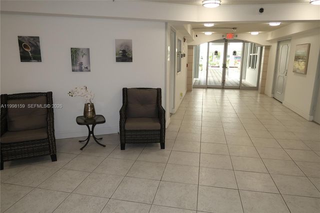 1913 S Ocean Dr 300, Hallandale Beach, FL 33009