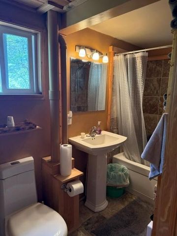 6711 Mohawk Drive, Chanhassen, MN 55317