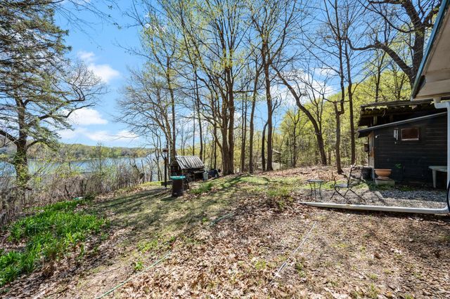 6711 Mohawk Drive, Chanhassen, MN 55317