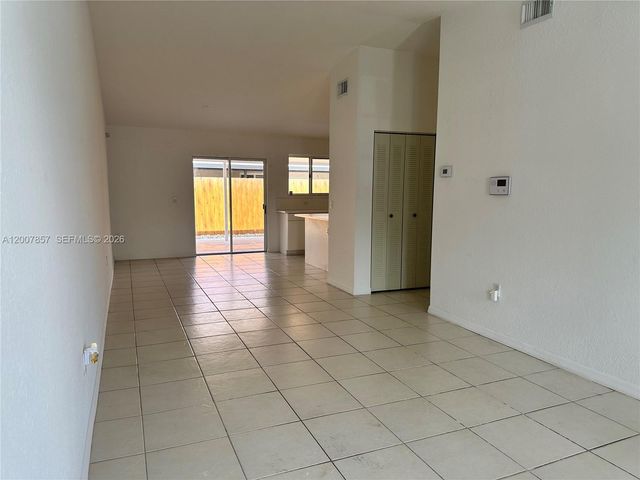 18388 NW 75th Psge 2603, Hialeah, FL 33015