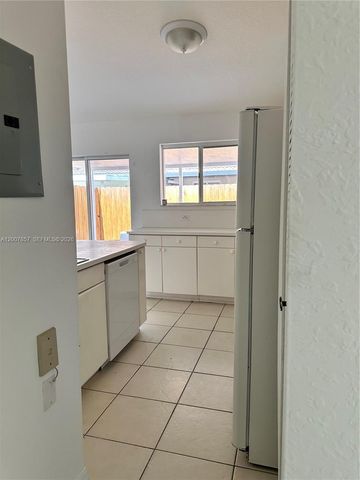 18388 NW 75th Psge 2603, Hialeah, FL 33015