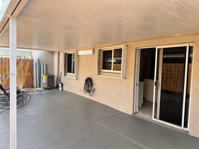18388 NW 75th Psge 2603, Hialeah, FL 33015