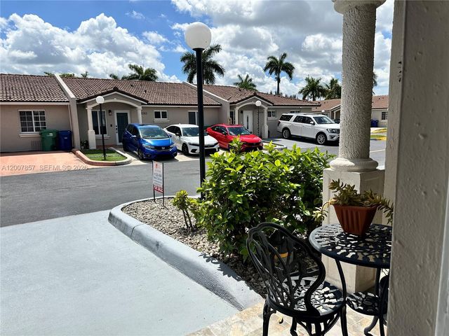 18388 NW 75th Psge 2603, Hialeah, FL 33015