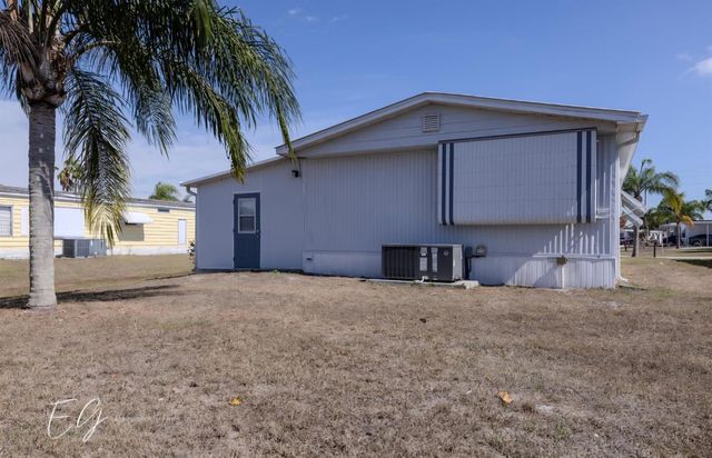 260 Camino Del Rio, Port St. Lucie, FL 34952