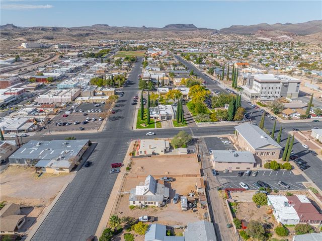 507 E Oak Street, Kingman, AZ 86401