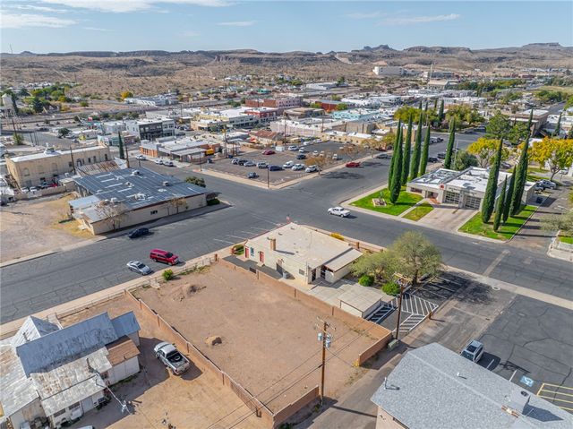 507 E Oak Street, Kingman, AZ 86401