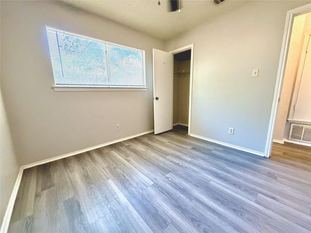 531 Cutty TRL A, Lakeway, TX 78734