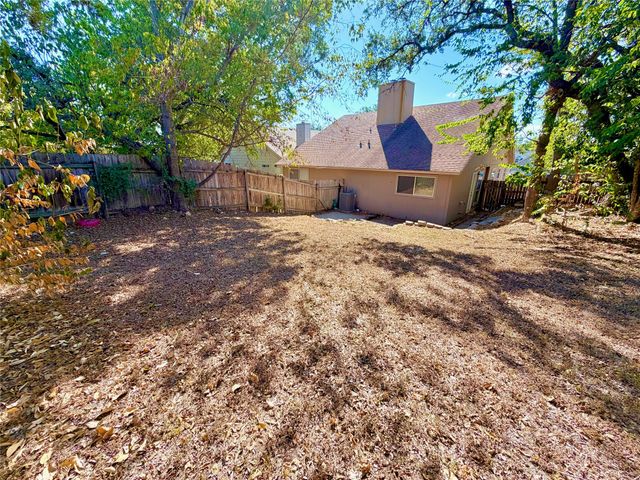 531 Cutty TRL A, Lakeway, TX 78734