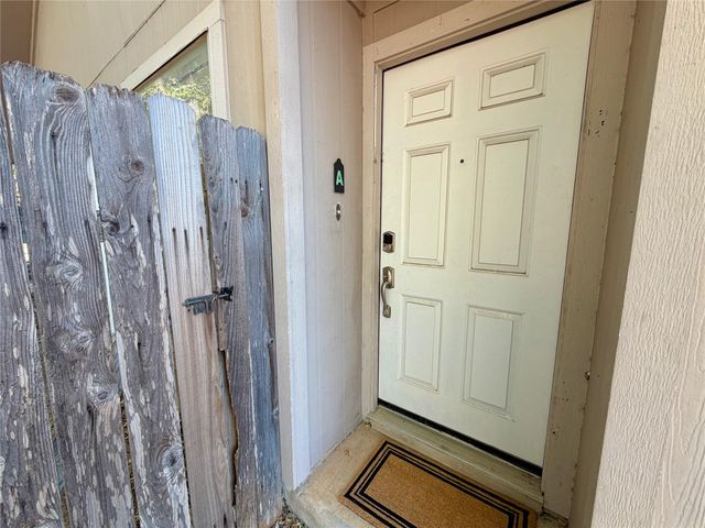 531 Cutty TRL A, Lakeway, TX 78734