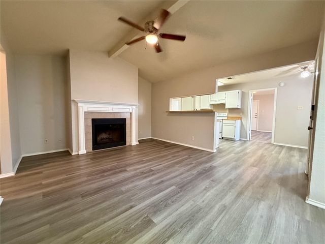 531 Cutty TRL A, Lakeway, TX 78734