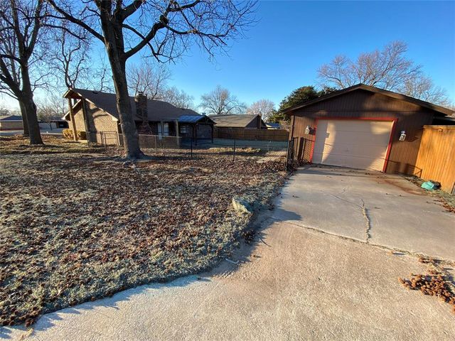 501 N 5th Street, Noble, OK 73068