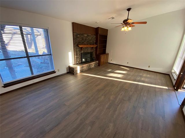 501 N 5th Street, Noble, OK 73068