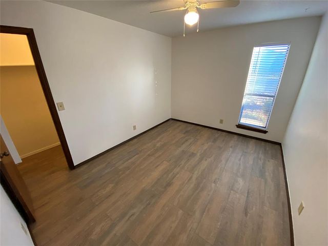 501 N 5th Street, Noble, OK 73068