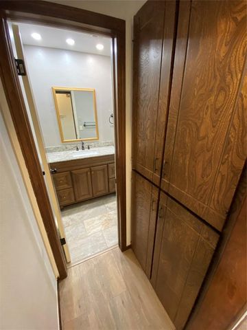 501 N 5th Street, Noble, OK 73068