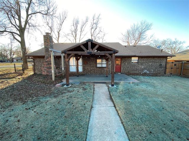 501 N 5th Street, Noble, OK 73068