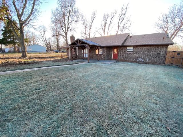 501 N 5th Street, Noble, OK 73068