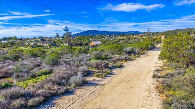 1 Apple Road, Anza, CA 92539