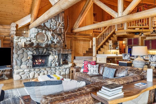 238 Great Gray Hollow, Gallatin Gateway, MT 59730