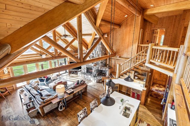 238 Great Gray Hollow, Gallatin Gateway, MT 59730