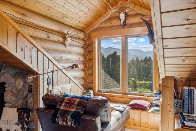 238 Great Gray Hollow, Gallatin Gateway, MT 59730