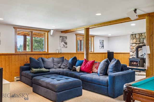 238 Great Gray Hollow, Gallatin Gateway, MT 59730