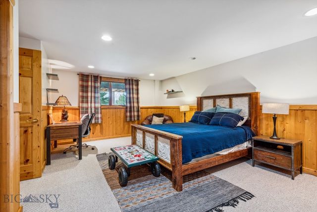 238 Great Gray Hollow, Gallatin Gateway, MT 59730