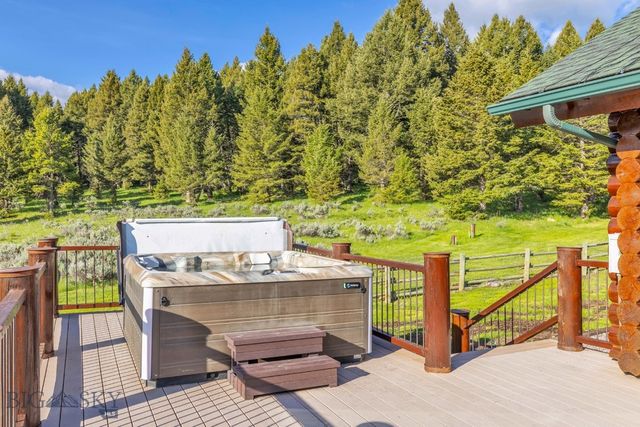 238 Great Gray Hollow, Gallatin Gateway, MT 59730