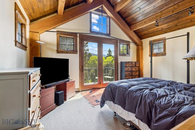 238 Great Gray Hollow, Gallatin Gateway, MT 59730