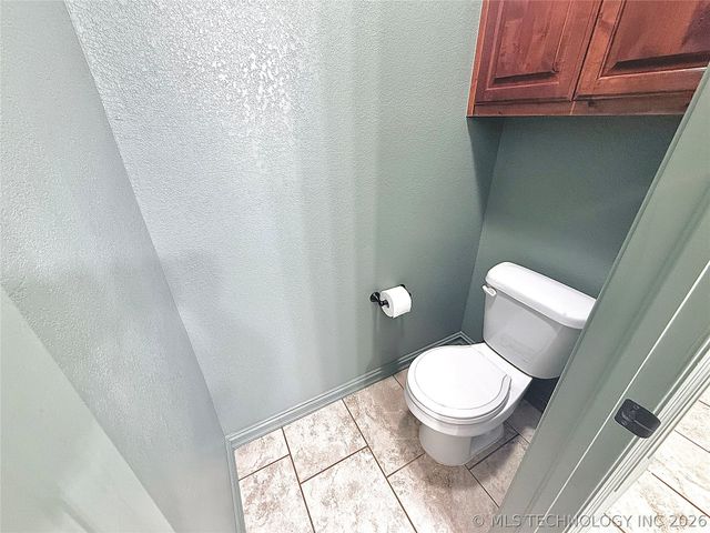 13964 Saddlebrook Drive, Oologah, OK 74053