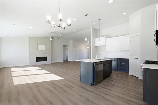 34300 N Short Rd, Deer Park, WA 99006